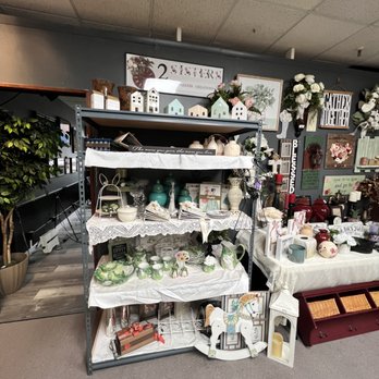Unnecessary Extras - Antiques Near Me - Rochester, Indiana Unnecessary Extras - Antiques Near Me - Rochester, Indiana