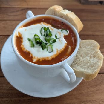 De Gouden Karper - Tomato soup - delicious! - Italian Near Me - Winsum GN, GR De Gouden Karper - Tomato soup - delicious! - Italian Near Me - Winsum GN, GR