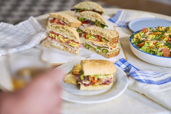 Mendocino Farms by null
