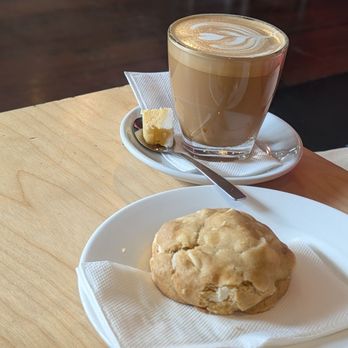Lala Cafe - French vanilla latte - Cafes Near Me - Auckland, AUK Lala Cafe - French vanilla latte - Cafes Near Me - Auckland, AUK