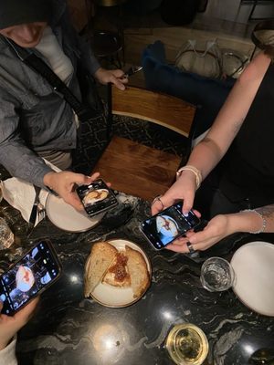 Zizi Wine Bar by null