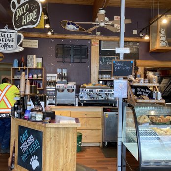 Bear's Paw Bakery - Front counter but take the time to check out the treats before ordering coffee - Bakeries Near Me - Jasper, Alberta