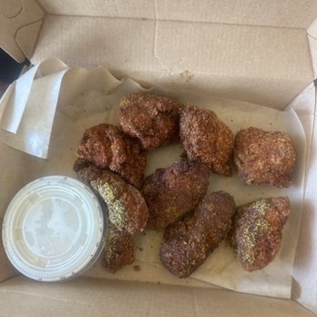Jolene's Wings + Beer - Wings - Chicken Wings Near Me - Vernon Hills, Illinois Jolene's Wings + Beer - Wings - Chicken Wings Near Me - Vernon Hills, Illinois