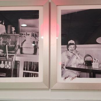 Bearden's - Inside picture... - Burgers Near Me - Rocky River, Ohio