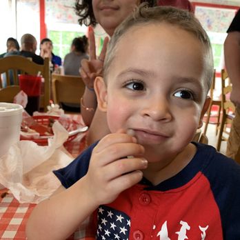Red State BBQ - Enjoying tasty bbq! - Barbeque Near Me - Lexington, Kentucky Red State BBQ - Enjoying tasty bbq! - Barbeque Near Me - Lexington, Kentucky