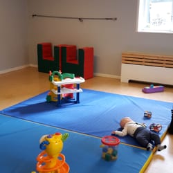Huvudsta Öppna förskola - Mjuka mattor att leka på