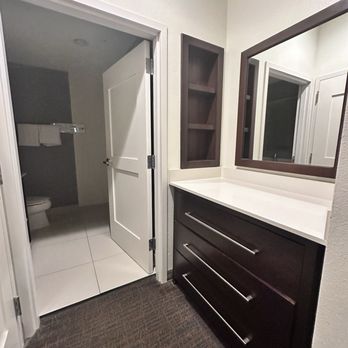 Residence Inn by Marriott Tyler - Vanity - Hotels Near Me - Tyler, Texas Residence Inn by Marriott Tyler - Vanity - Hotels Near Me - Tyler, Texas