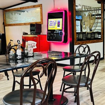 Bree's Riverside Restaurant - Clean & new. - American Near Me - Brooksville, Florida Bree's Riverside Restaurant - Clean & new. - American Near Me - Brooksville, Florida