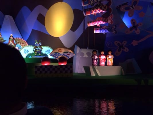 Tokyo Disneyland by null