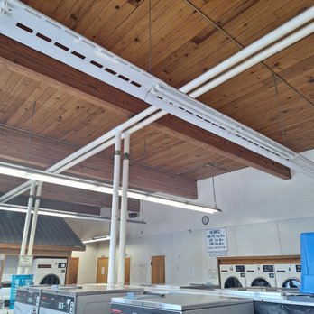 Harbor Wash Board - Roughly 30% of the overhead lights are out of order. - Laundry Services Near Me - Juneau, Alaska Harbor Wash Board - Roughly 30% of the overhead lights are out of order. - Laundry Services Near Me - Juneau, Alaska