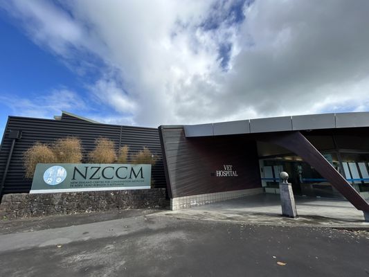 Auckland Zoo by null