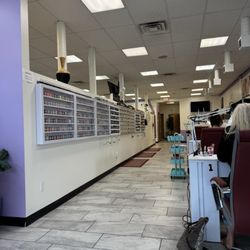 Top Q Nails and Spa