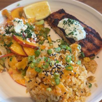 Heirloom - Salmon, Shrimp Teppanyaki Rice and peach salad ($22) - New American Near Me - Fresno, California Heirloom - Salmon, Shrimp Teppanyaki Rice and peach salad ($22) - New American Near Me - Fresno, California