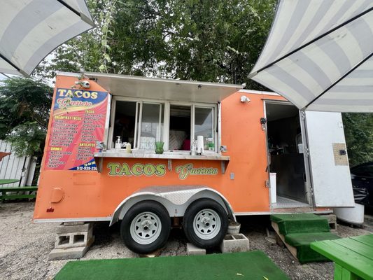 Tacos Guerrero by null