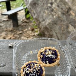 Luna's Lunpias - Ube bites
