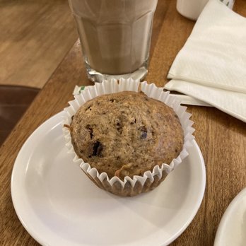 Share Amherst - Vegan, blueberry banana muffin - Coffee & Tea Near Me - Amherst, Massachusetts Share Amherst - Vegan, blueberry banana muffin - Coffee & Tea Near Me - Amherst, Massachusetts