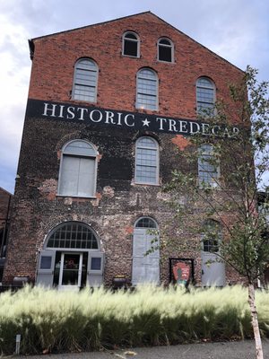 Tredegar Iron Works by null