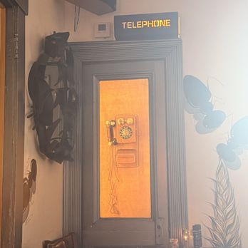 Dada - Cute decor - New American Near Me - Delray Beach, Florida
