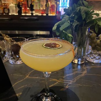 Vinyl - Let the devil in cocktail - Cocktail Bars Near Me - Philadelphia, Pennsylvania Vinyl - Let the devil in cocktail - Cocktail Bars Near Me - Philadelphia, Pennsylvania
