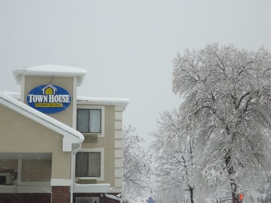 TownHouse Extended Stay Hotel Downtown by null