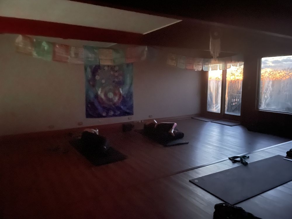 Social spots from Jenti Yoga