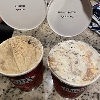 Bruster's Real Ice Cream - Coffee Oreo & peanut butter crunch - Ice Cream & Frozen Yogurt Near Me - Artesia, California Bruster's Real Ice Cream - Coffee Oreo & peanut butter crunch - Ice Cream & Frozen Yogurt Near Me - Artesia, California