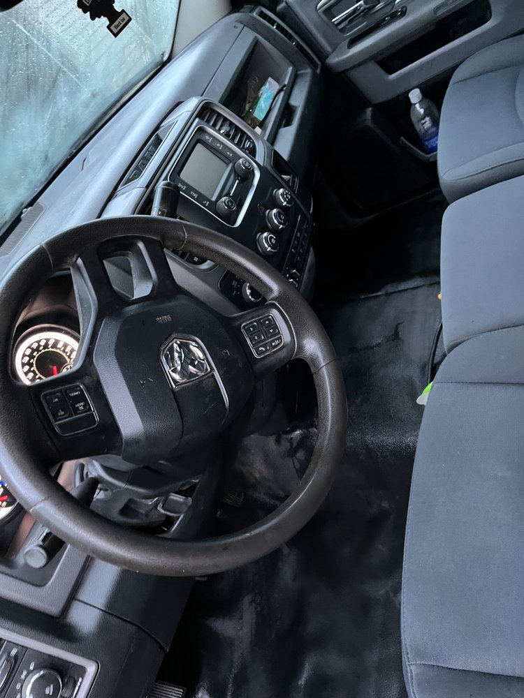 JAYS AUTO DETAILING Updated August 2024 30 Photos Eau Claire