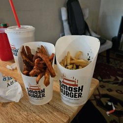 Smashburger - A miniscule amount of fries in the large