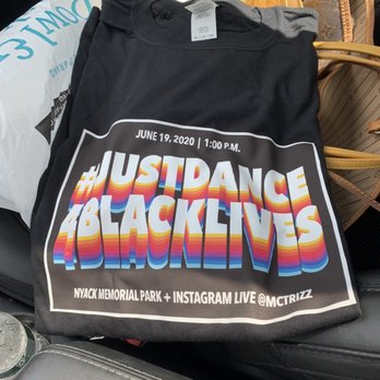 Everything Embroidered & Custom Printing - Customized Merchandise Near Me - Paramus, New Jersey Everything Embroidered & Custom Printing - Customized Merchandise Near Me - Paramus, New Jersey