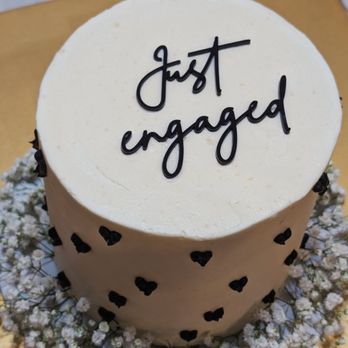 Pink Apron Cakes - Vegan Carrot Cake with Vegan Cream Cheese Icing - Desserts Near Me - Downey, California Pink Apron Cakes - Vegan Carrot Cake with Vegan Cream Cheese Icing - Desserts Near Me - Downey, California