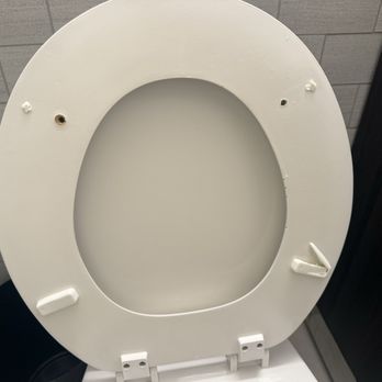 Hilton Boston Park Plaza - Toilet seat worn - Hotels Near Me - Boston, Massachusetts Hilton Boston Park Plaza - Toilet seat worn - Hotels Near Me - Boston, Massachusetts
