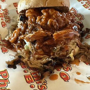 Phil's BBQ - Pulled pork Sandwich - Barbeque Near Me - Temecula, California