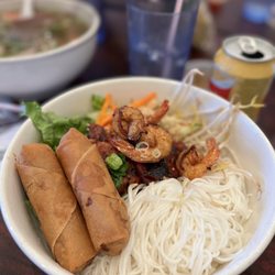 Pho Phi - B04. Grilled Shrimps and Pork Vermicelli