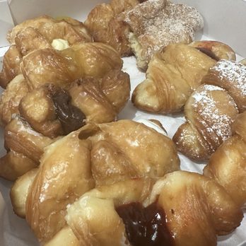 Burney's Bakery - Bakeries Near Me - Southport, North Carolina