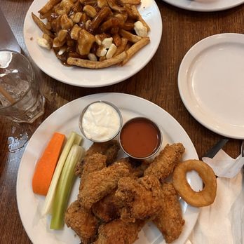 Roland's - wings - Pubs Near Me - Whistler, British Columbia Roland's - wings - Pubs Near Me - Whistler, British Columbia