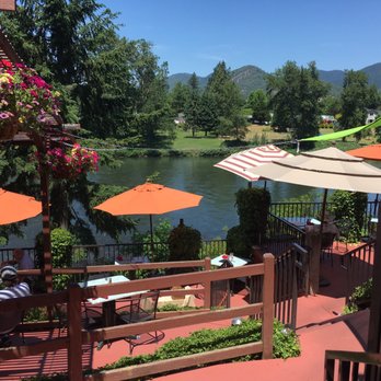 River's Edge Restaurant - Afternoon deck view. - Steakhouses Near Me - Grants Pass, Oregon River's Edge Restaurant - Afternoon deck view. - Steakhouses Near Me - Grants Pass, Oregon