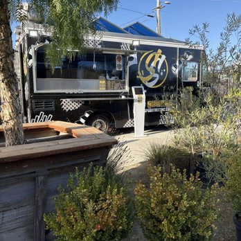 Spud Street - Mobile food truck - Food Trucks Near Me Spud Street - Mobile food truck - Food Trucks Near Me