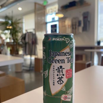 Hoka Hoka Express - Such a clean restaurant with lots of seats and fun things to look at while you wait for your food. - Japanese Near Me - Torrance, California