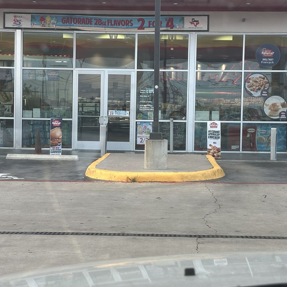 Shell - Entrance to business - Gas Stations Near Me - Austin, Texas