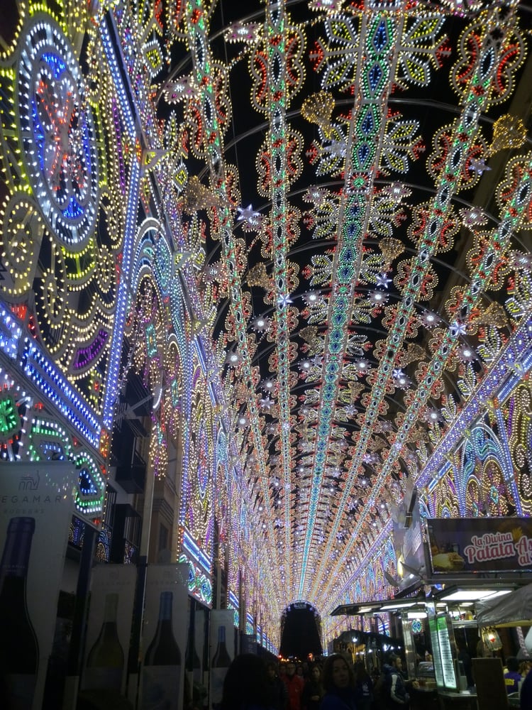 Encendido de Luces en Fallas
