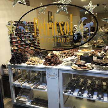 Petritxol Xocoa - Storefront - Coffee & Tea Near Me - Barcelona, B Petritxol Xocoa - Storefront - Coffee & Tea Near Me - Barcelona, B