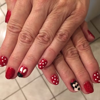 Stella Making Beauty - MickeyLUVSMinnie - Nail Salons Near Me - Burbank, California
