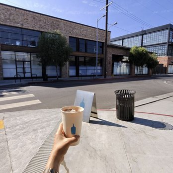 Blue Bottle Coffee - Arts District - Outside - Coffee & Tea Near Me - Los Angeles, California Blue Bottle Coffee - Arts District - Outside - Coffee & Tea Near Me - Los Angeles, California