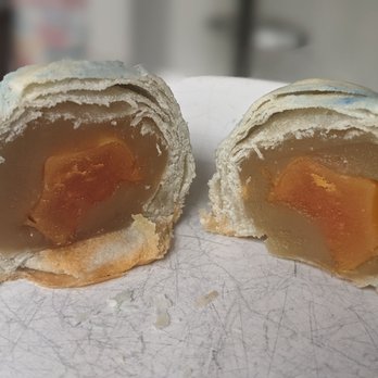 Toimoi Bakery - Egg yolk tart - Bakeries Near Me - Chantilly, Virginia Toimoi Bakery - Egg yolk tart - Bakeries Near Me - Chantilly, Virginia