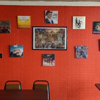 Alex's Pizza Pasta Subs - Wall decor - Italian Near Me - Granbury, Texas Alex's Pizza Pasta Subs - Wall decor - Italian Near Me - Granbury, Texas