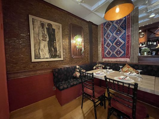 Red Tavern by null