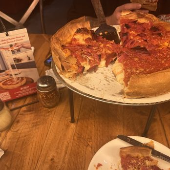 GIORDANO’S - Updated December 2024 - 3121 Photos & 2408 Reviews - 3619 ...