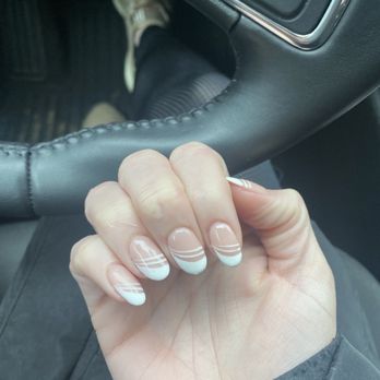 Bliss Nail Lounge - Nail Salons Near Me - Arlington, Virginia