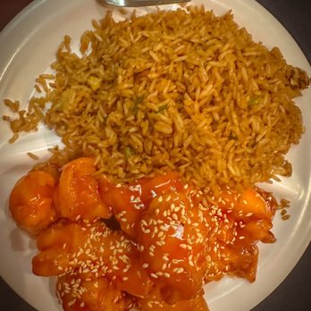 Islander Restaurant - Sesame Chicken Combo - Chinese Near Me - Warwick, Rhode Island