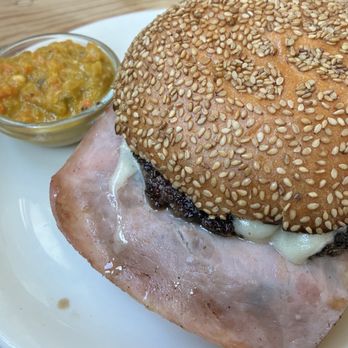 Bar Toti - Smashburger - Wine Bars Near Me - Austin, Texas